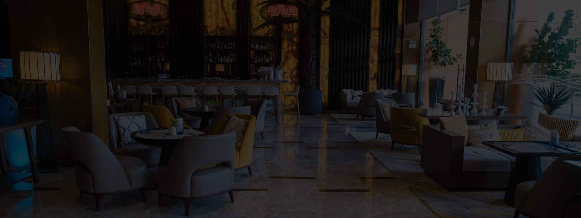 Hotel & Farmhouse Banner Image